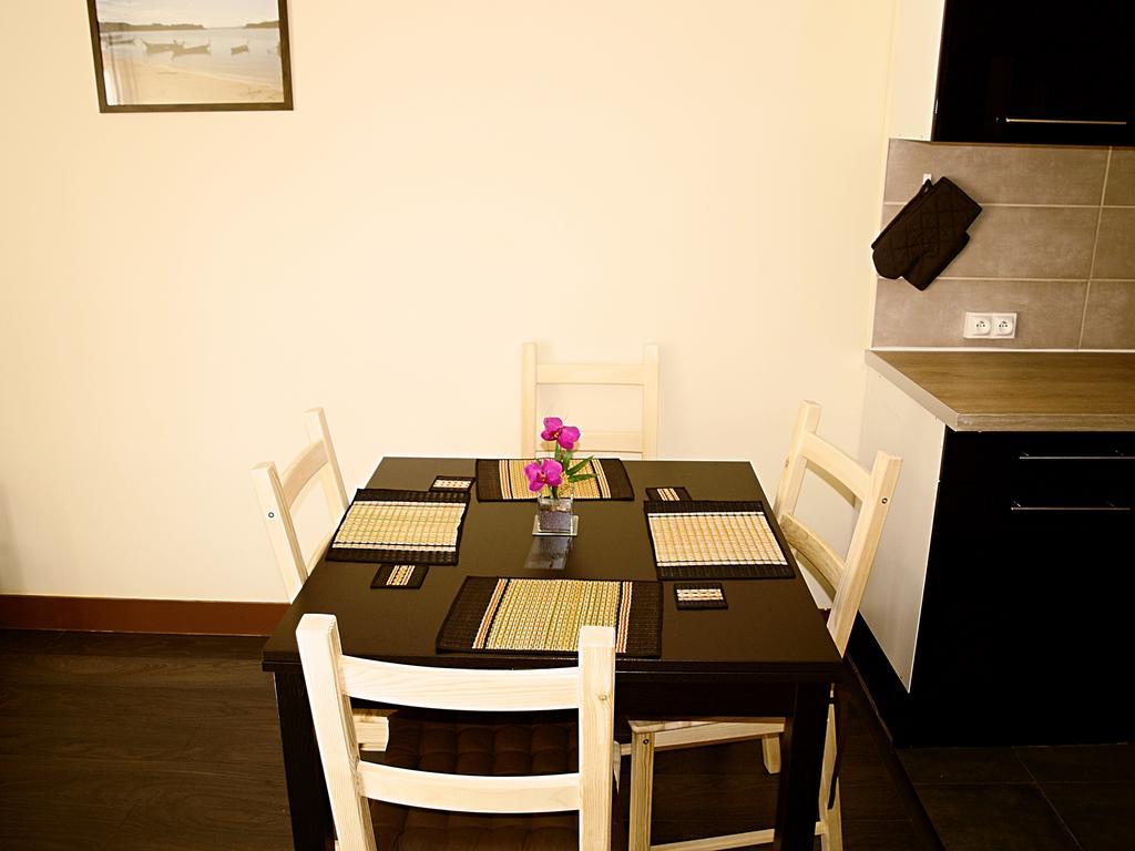 Au Petit Thai - T2 Avec Balcon - Montpellier Centreアパートメント エクステリア 写真
